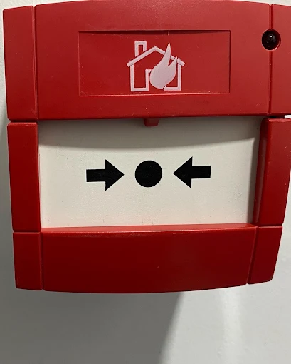 Red manual fire alarm call point