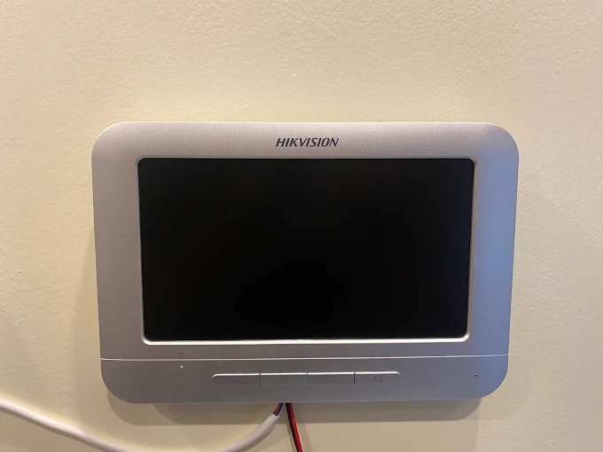 Hikvision indoor video monitoring display